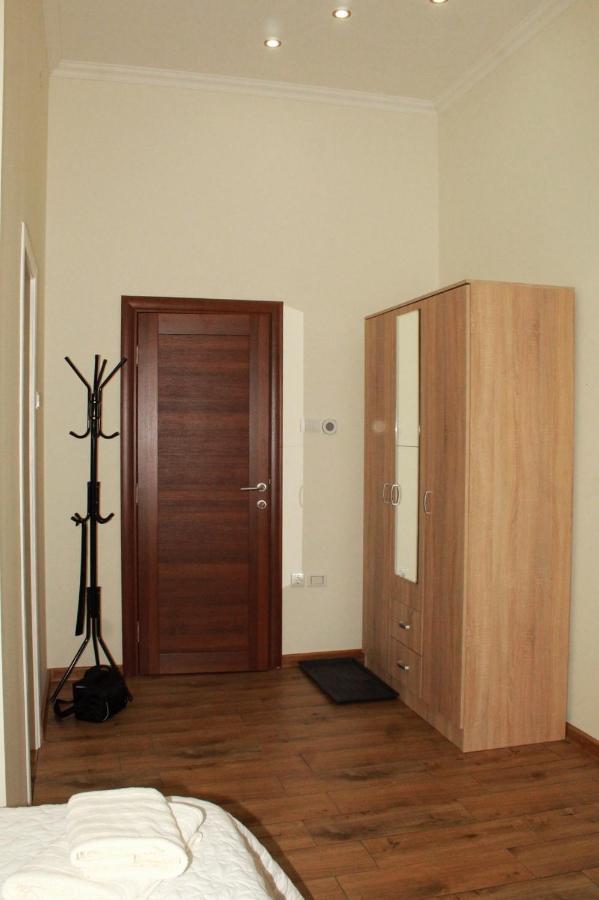 Kvija Rooms Szabadka Kültér fotó