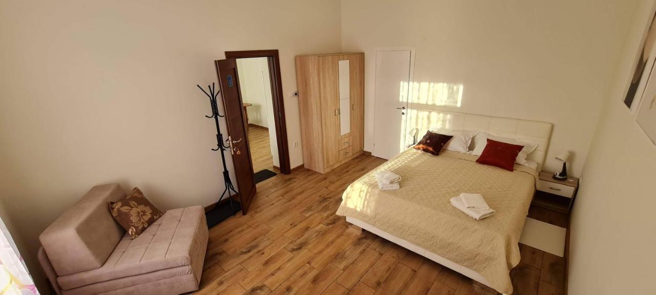 Kvija Rooms Szabadka Kültér fotó