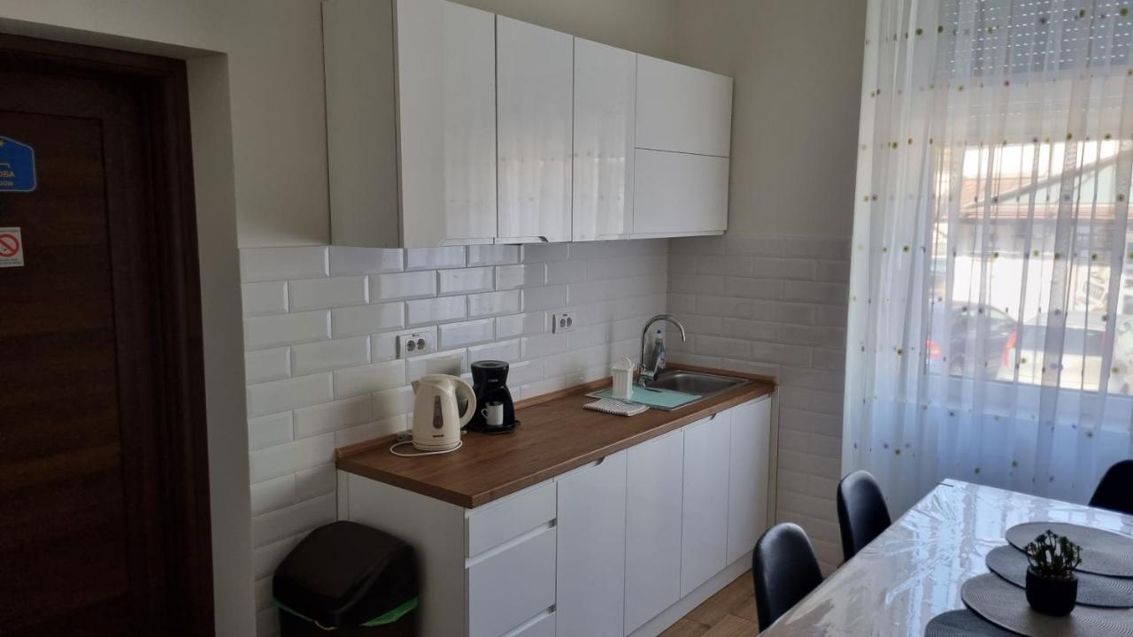 Kvija Rooms Szabadka Kültér fotó